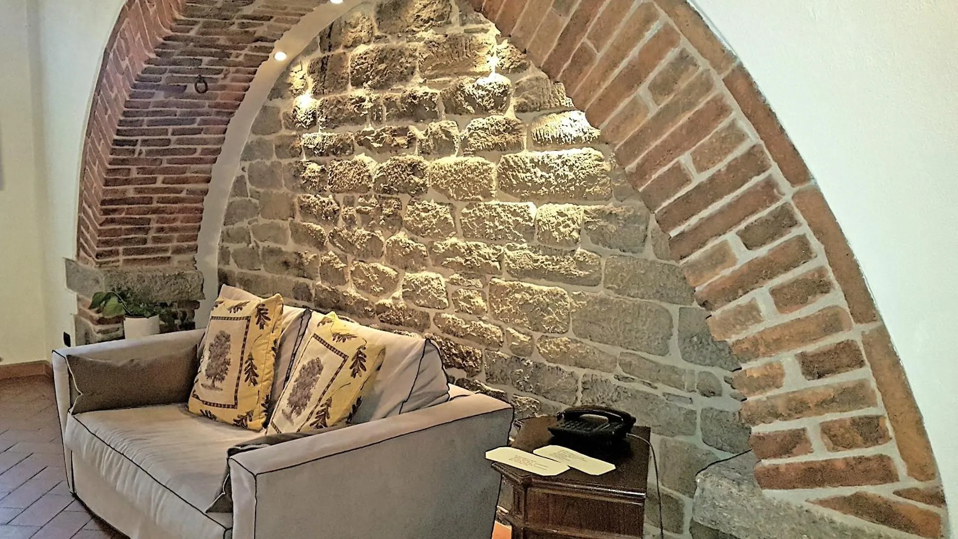 Gasthof La Corte Del Re Suite & Rooms Arezzo