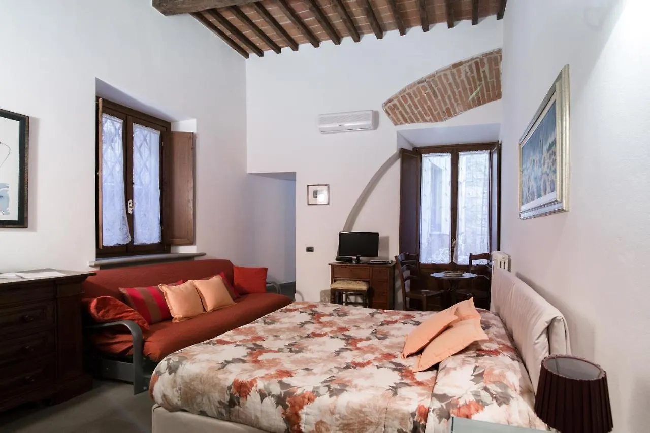 La Corte Del Re Suite & Rooms Αρέτσο Πανσιόν